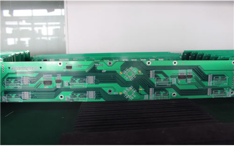 PCB買(mǎi)庫(kù)藏股 剩耀華執(zhí)行中